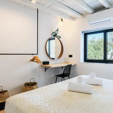 Yalos Mykonos 4 Bedroom Luxury House 5 Minute From Ornos W Sea & Sunset View בית נופש