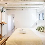 Yalos Mykonos 4 Bedroom Luxury House 5 Minute From Ornos W Sea & Sunset View * Mykonos Town