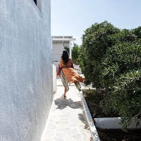 Yalos Mykonos 4 Bedroom Luxury House 5 Minute From Ornos W Sea & Sunset View Semesterbostad *