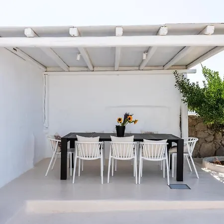 Semesterbostad Yalos Mykonos 4 Bedroom Luxury House 5 Minute From Ornos W Sea & Sunset View *