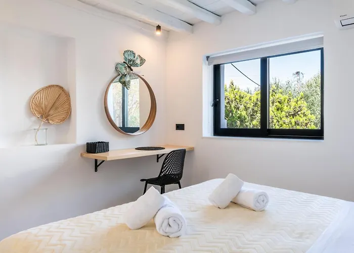 Yalos Mykonos 4 Bedroom Luxury House 5 Minute From Ornos W Sea & Sunset View Σπίτι διακοπών Mykonos Town