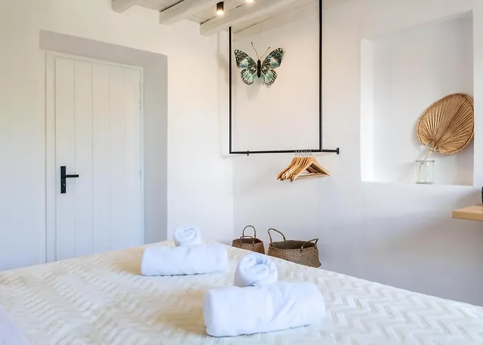 Yalos Mykonos 4 Bedroom Luxury House 5 Minute From Ornos W Sea & Sunset View 度假居 Mykonos Town