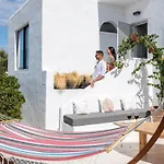 Yalos Mykonos 4 Bedroom Luxury House 5 Minute From Ornos W Sea & Sunset View Casa de Férias *