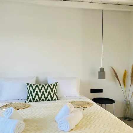 Yalos Mykonos 4 Bedroom Luxury House 5 Minute From Ornos W Sea & Sunset View Сasa de vacaciones